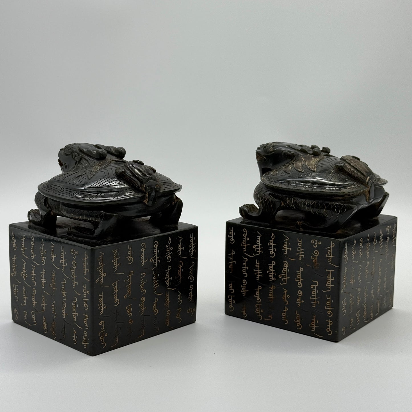 Rare Antique Natural Nephrite Dual Dragon Turtle Seal Set in Zitan Dragon Carvings Box Total Weight 4,853.2g 205.5 by 190.0 by 140.0mm each seal about 1,719.5g 84.7 by 82.3 by 113.1mm