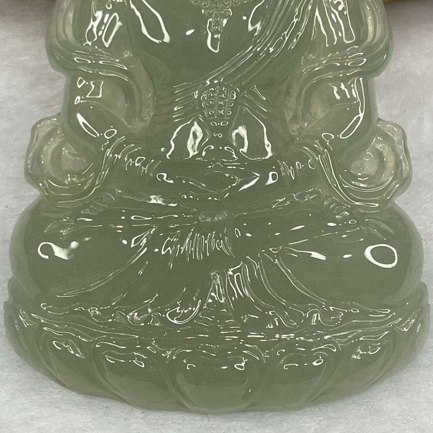 HIGH QUALITY Type A High Icy Green Tibetan Bodhisattva Jade Jadeite Pendant 27.05g 63.5 by 39.7 by 6.3m