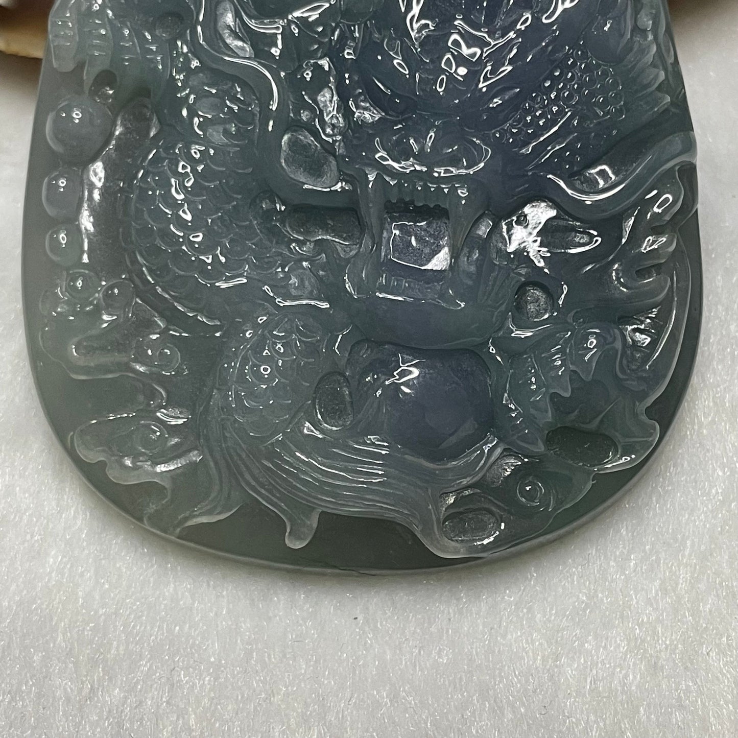 18K / 750 Gold NGI Certified Rare Semi Icy Intense Lavender Jade Jadeite Dragon 85.73g 68.8 by 54.1 by 12.8mm