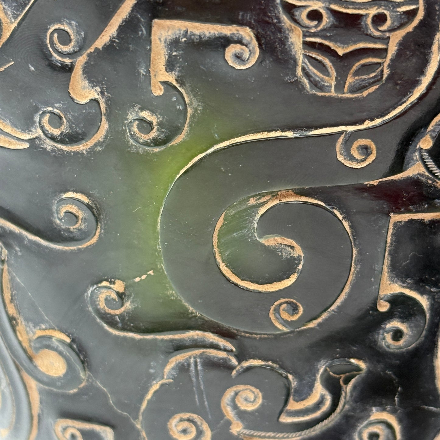 Rare Antique Natural Dark Green Nephrite Dragon Phoenix Bird Vase 2,047.6g 145.0 by 90.0 by 360.0mm