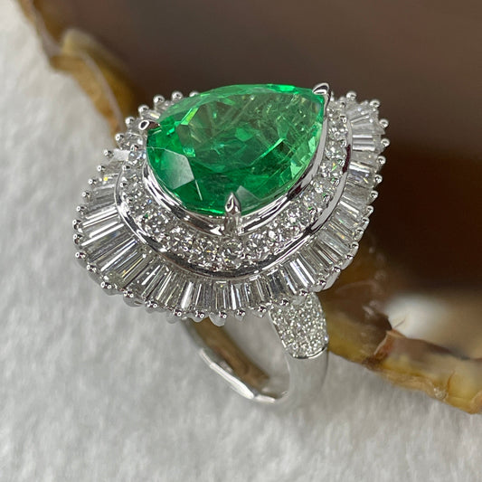Rare Natural Columbian Muzo Modified Brilliant Vivid Green Emerald Beryl Faceted Pear or Tear Drop Shape 14.46 by 10.74 by 6.91mm 5.59ct and Natural Diamonds 2.38ct 18K 750 White Gold Ring Total 11.07g US7.25 HK16 EU55 Inner Diameter 17.6mm GUILD Cert
