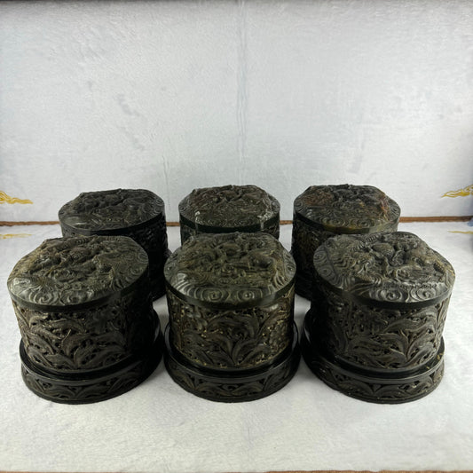 Super Rare Natural Nephrite Seal Set of 6 Double Dragons Seal with Flowers total weight 12,245.5g each about 2,060.7g 108.1 by 108.1 by 83.8mm