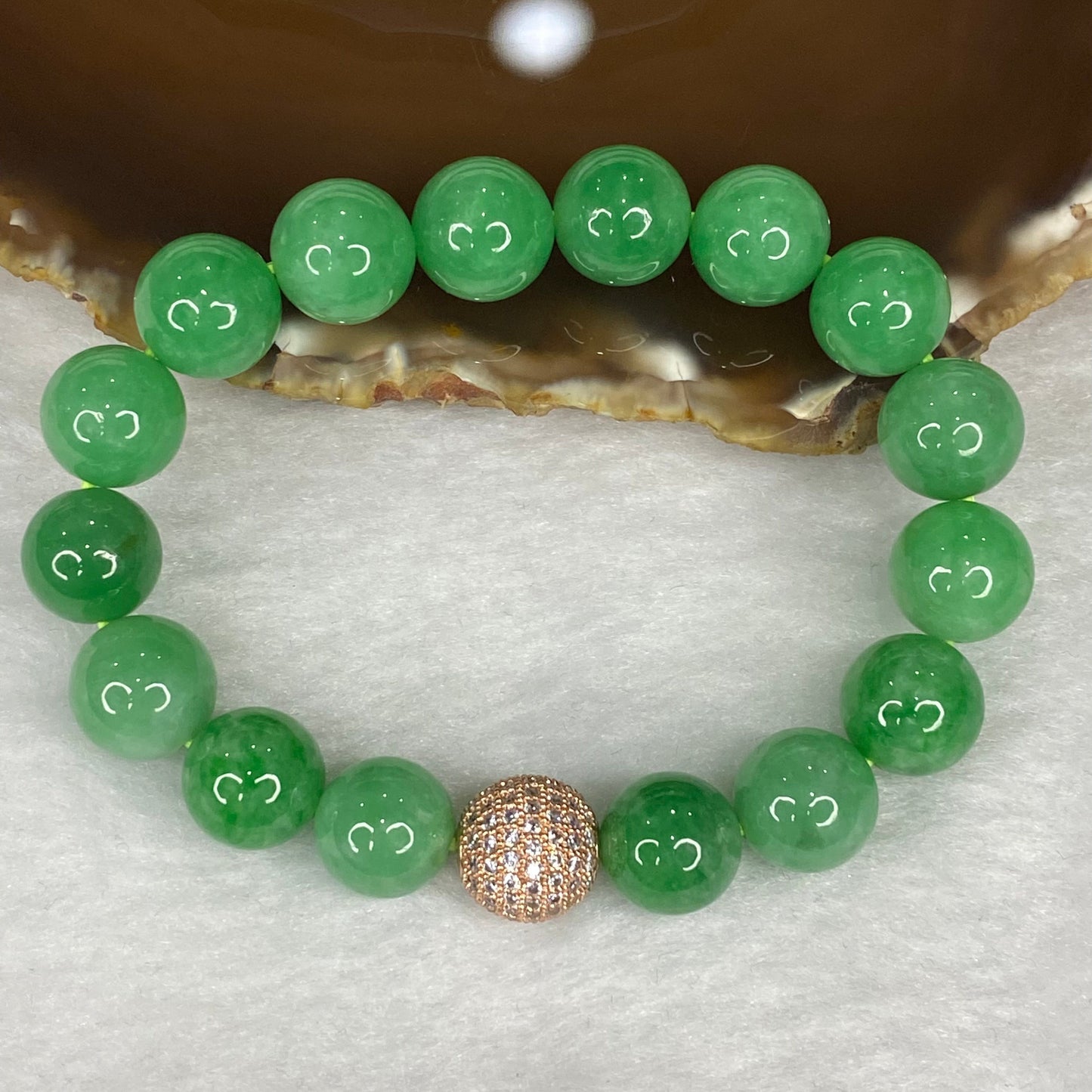 Rare High End Type A Full Spicy Green Myanmar Burmese Jadeite Beads Bracelet 罕见高端 A货辣绿色缅甸翡翠珠手链 49.02g 12.2mm 16 Beads