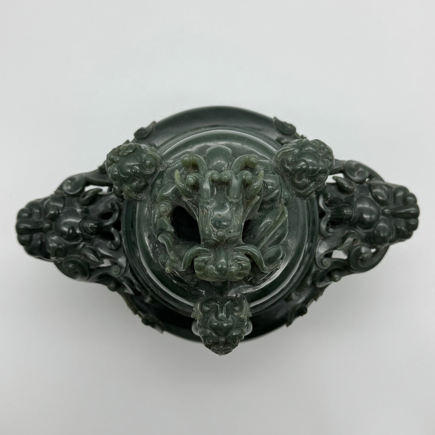 Rare Antique Natural Dark Green Nephrite Dragon Incense Burner 2.952,1g 245.0 by 160.0 by 185.5mm