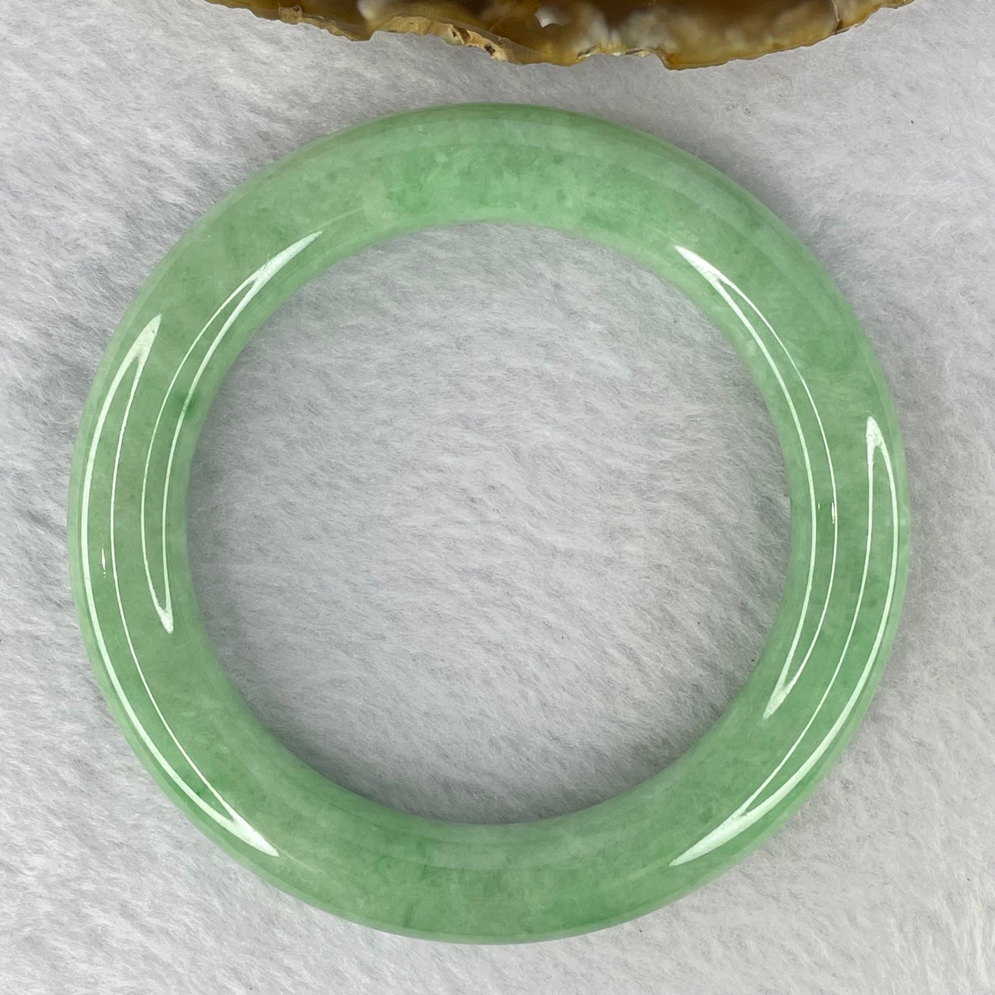 Rare High End Type A Translucent Full Intense Apple Green Jadeite Bangle 罕见高端 A 货全浓苹果绿翡翠手镯 365.01 cts 73.00g Inner diameter 58.15mm External Diameter 80.70mm 11.2 by 11.3mm (Close to Perfect) with NGI Cert No. 16813547