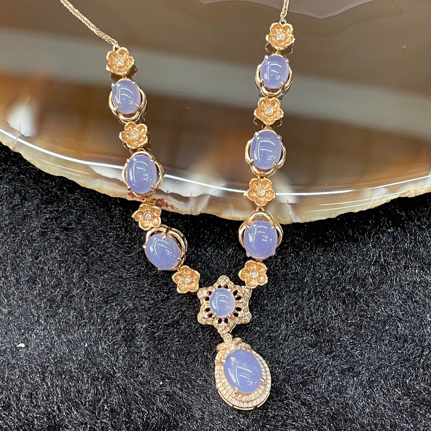 Type A Lavender Jade Jadeite Necklace 18k gold & diamonds - 8.35g