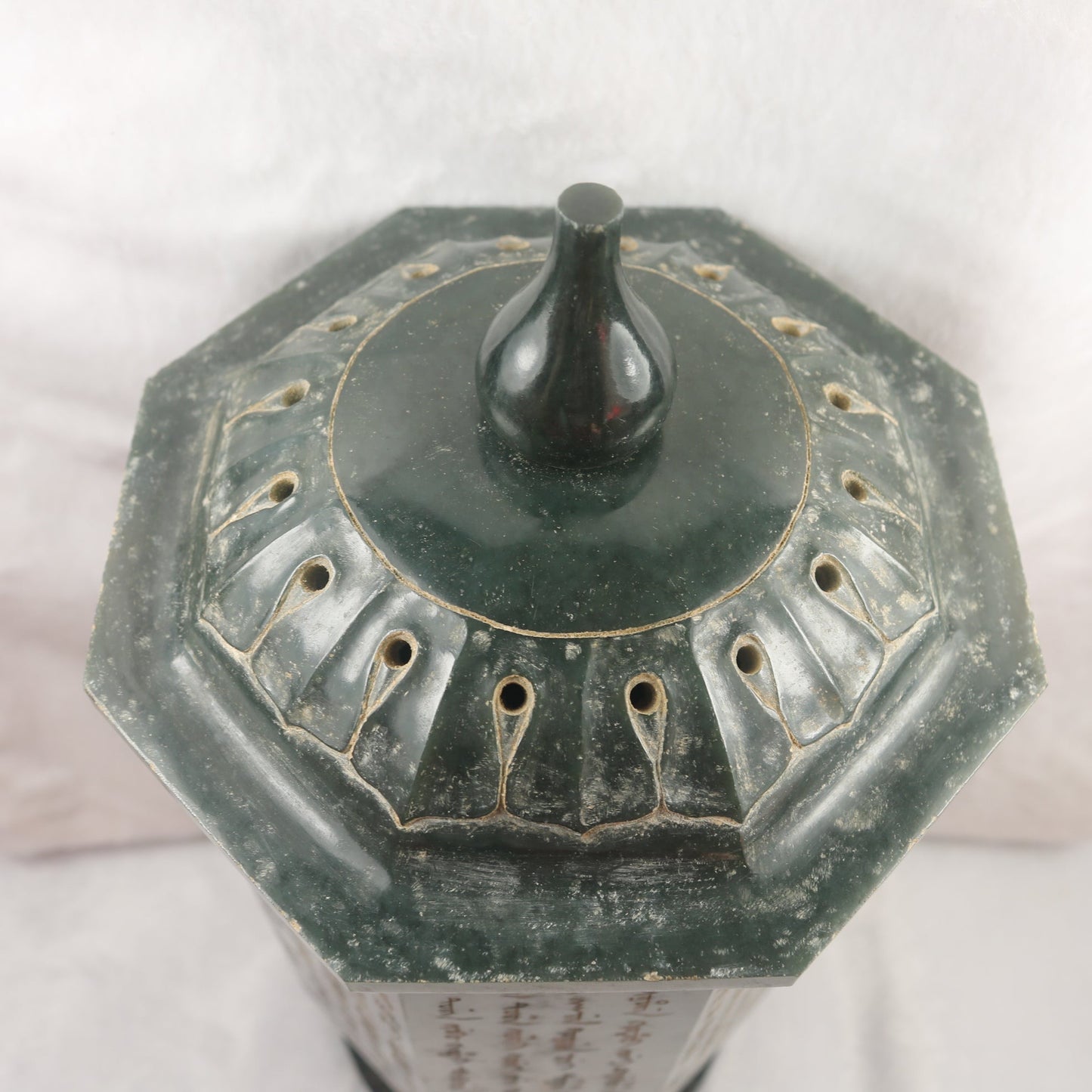 Rare Antique Natural Dark Green Nephrite Pagoda Vase 4,219.8g 150.0 by 150.0 by 340.0mm