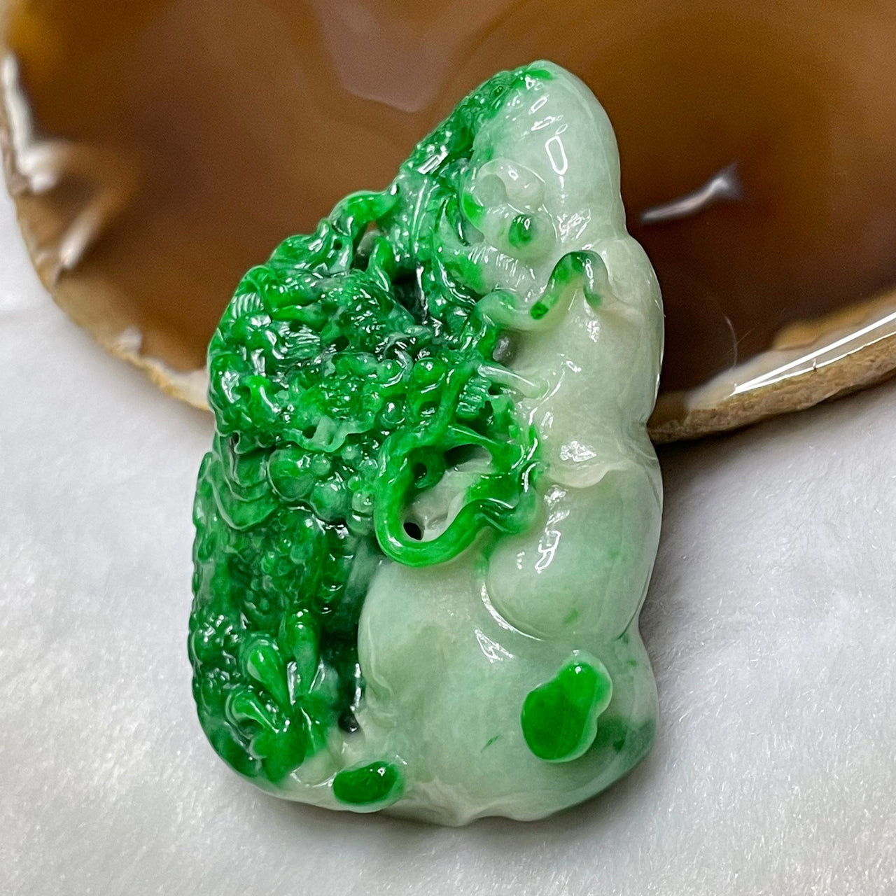 Certified Rare Type A Yang Green Jade Jadeite Dragon 86.34g 65.9 by 44.7 by 18.4mm