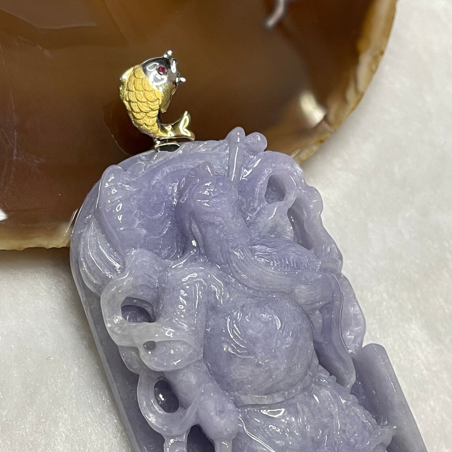 Rare Type A Intense Lavender Guan Gong Jade Jadeite 18k gold with NGI Cert 106.26g 90.0 by 41.3 by 15.8mm