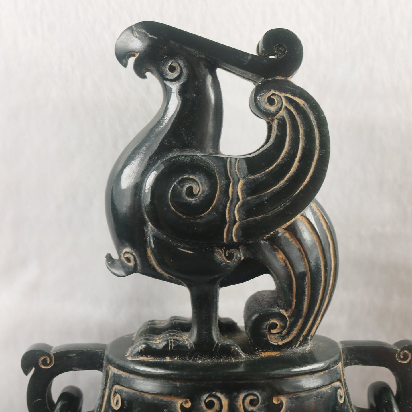 Rare Antique Natural Dark Green Nephrite Dragon Phoenix Bird Vase 2,047.6g 145.0 by 90.0 by 360.0mm