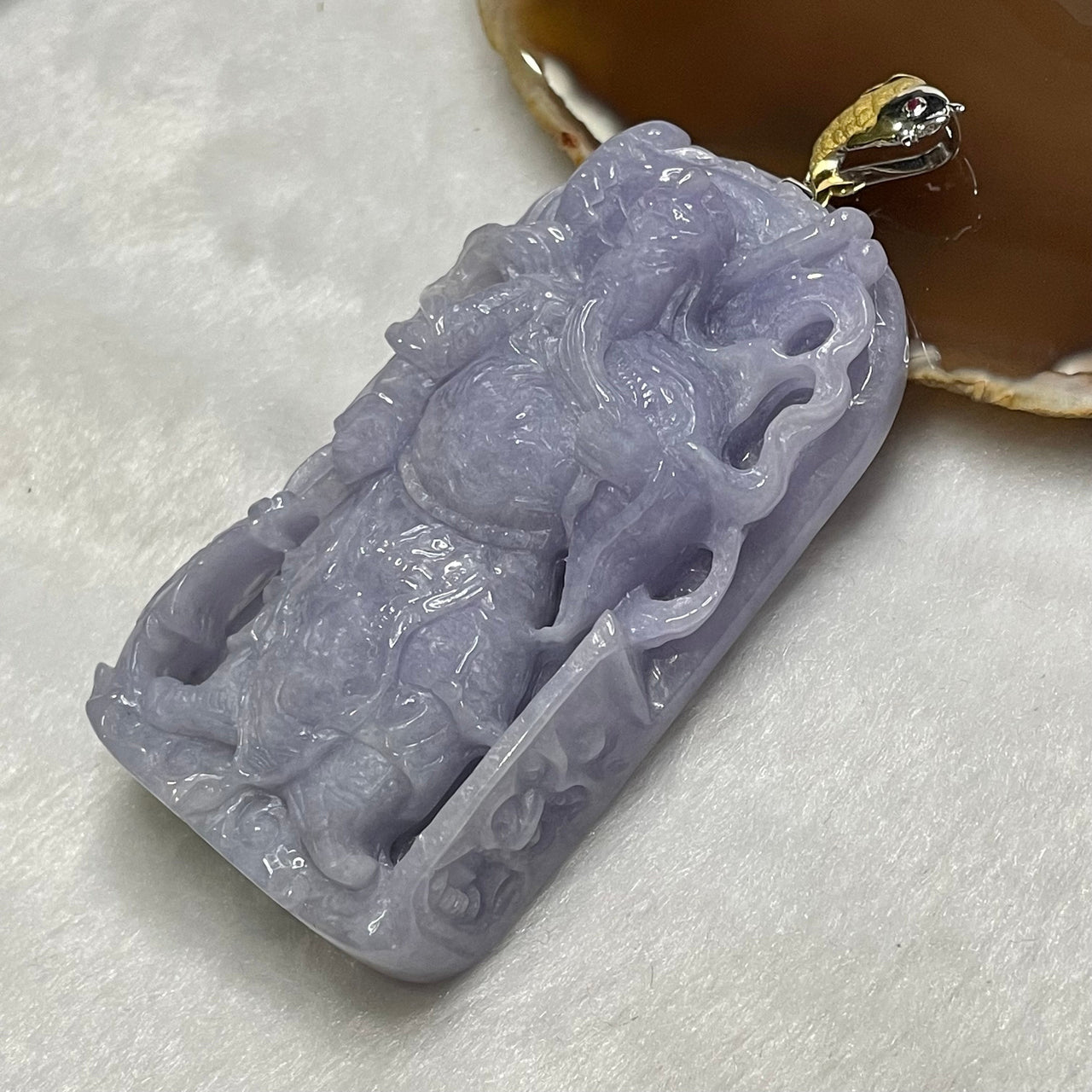 Rare Type A Intense Lavender Guan Gong Jade Jadeite 18k gold with NGI Cert 106.26g 90.0 by 41.3 by 15.8mm
