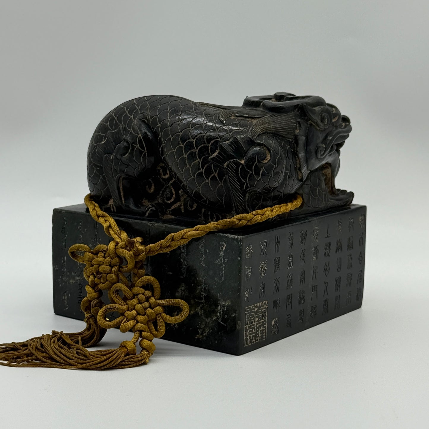 Rare Antique Natural Dark Green Nephrite Dragon with Ying Yang Flower Seal 2,868.7g 108.7 by 107.5 by 104.0mm with Wooden Box Total 3,975.9g 146.7 by 147.1 by 190.0mm