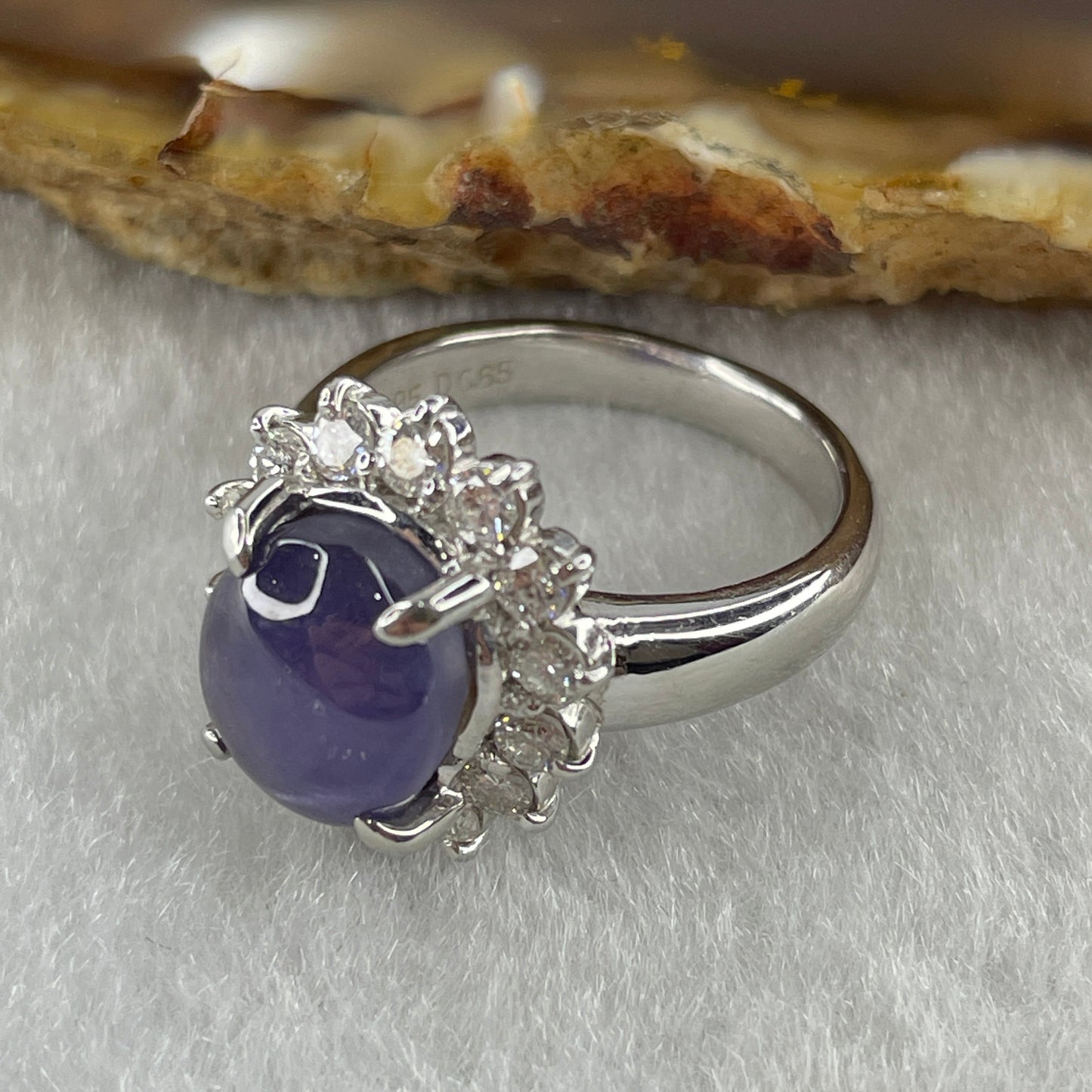 Natural Oval Blue Star Sapphire with Round Brilliant Cut Shape Diamonds in PT900 Platinum Ring S6.95 with Melees D0.65 ct Total 8.38g US5 HK11