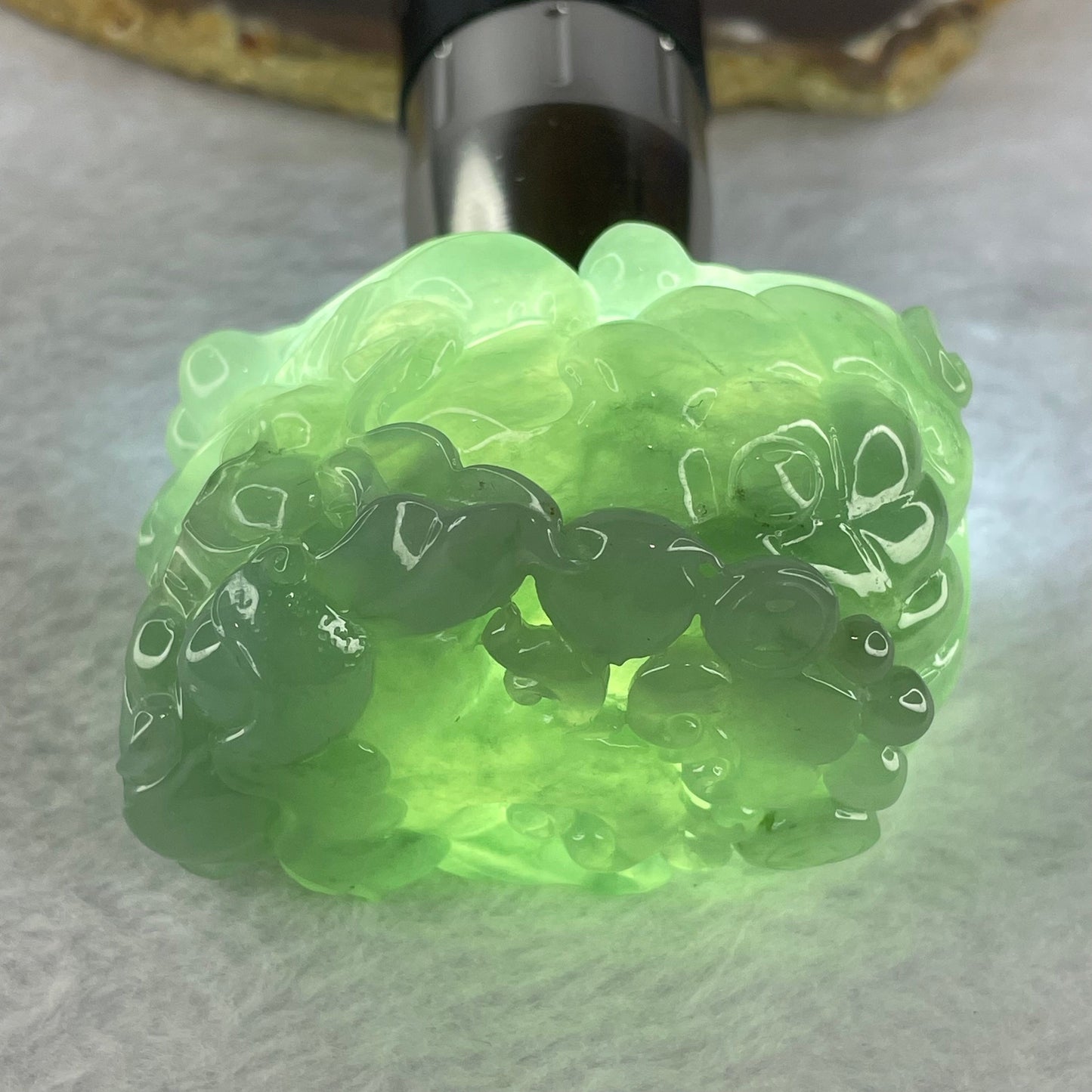 Very Rare Grand Master Type A Deep Intense Sky Blue Jadeite Pixiu with Ruyi and Coins and a Movable Ball inside Mouth 天空蓝貔貅翡翠 Display 184.17g 36.6 by 63.6 by 42.7mm