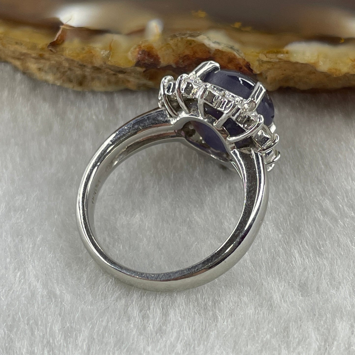 Natural Oval Blue Star Sapphire with Round Brilliant Cut Shape Diamonds in PT900 Platinum Ring S6.95 with Melees D0.65 ct Total 8.38g US5 HK11