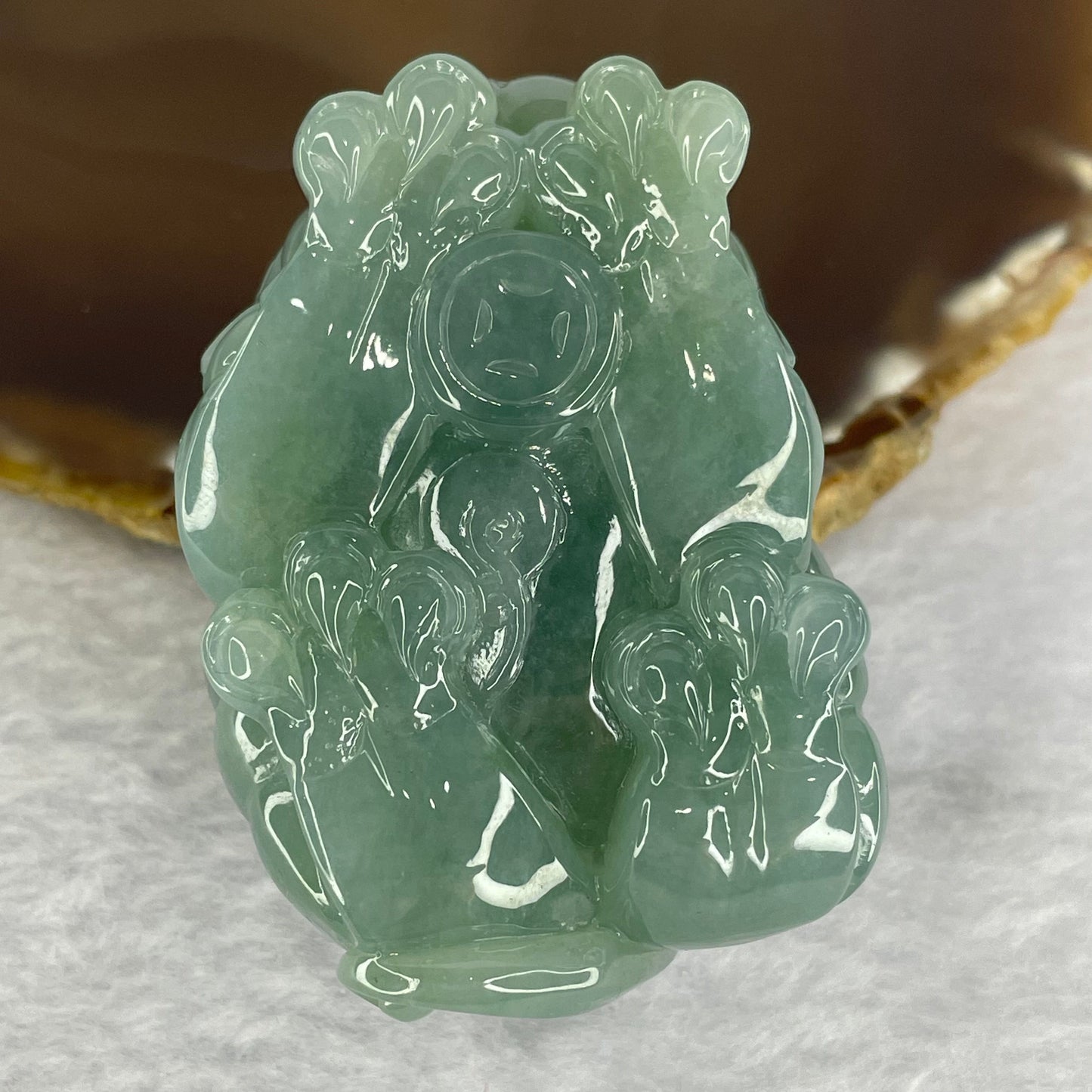 Very Rare Grand Master Type A Deep Intense Sky Blue Jadeite Pixiu with Ruyi and Coins and a Movable Ball inside Mouth 天空蓝貔貅翡翠 Display 184.17g 36.6 by 63.6 by 42.7mm