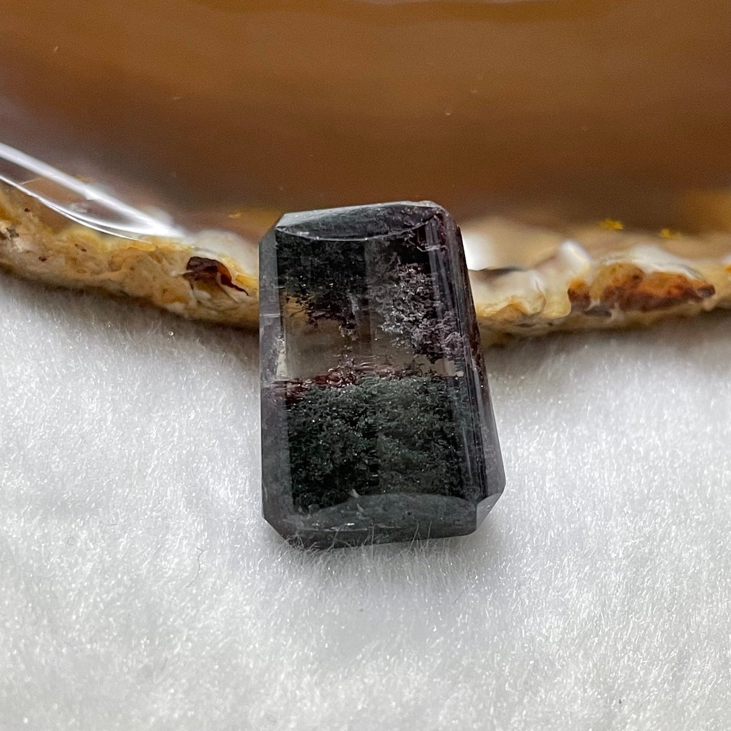 Natural Red & Green Phantom Quartz 6.69g 22.1 by 16.2 by 11.9mm