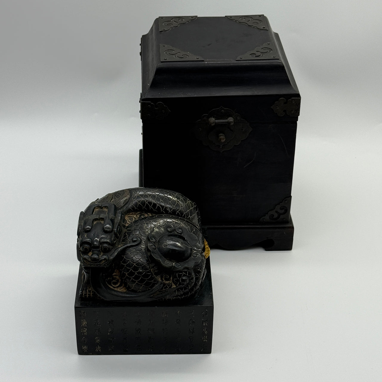 Rare Antique Natural Old Mine Dark Green Nephrite Dragon with Ying Yang Flower Seal 2,868.7g 108.7 by 107.5 by 104.0mm with Wooden Box Total 3,975.9g 146.7 by 147.1 by 190.0mm