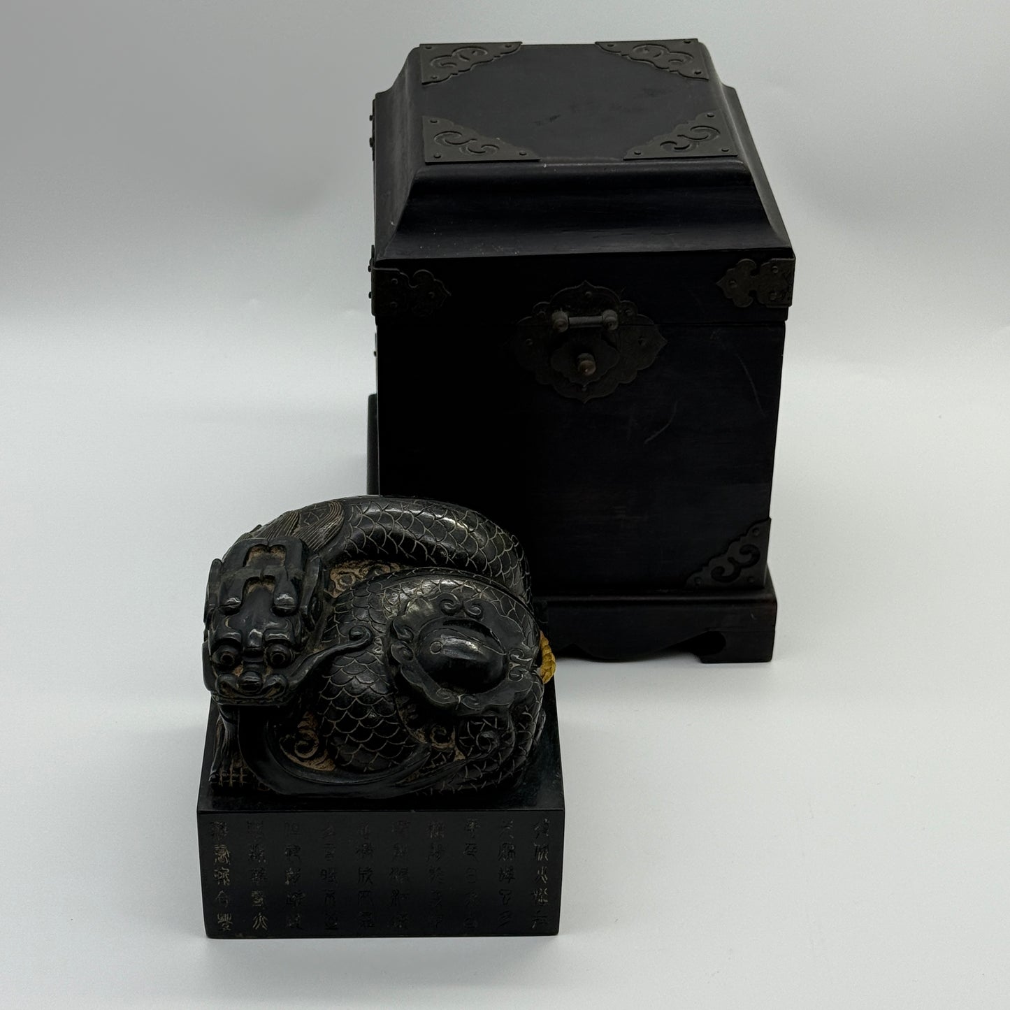 Rare Antique Natural Dark Green Nephrite Dragon with Ying Yang Flower Seal 2,868.7g 108.7 by 107.5 by 104.0mm with Wooden Box Total 3,975.9g 146.7 by 147.1 by 190.0mm