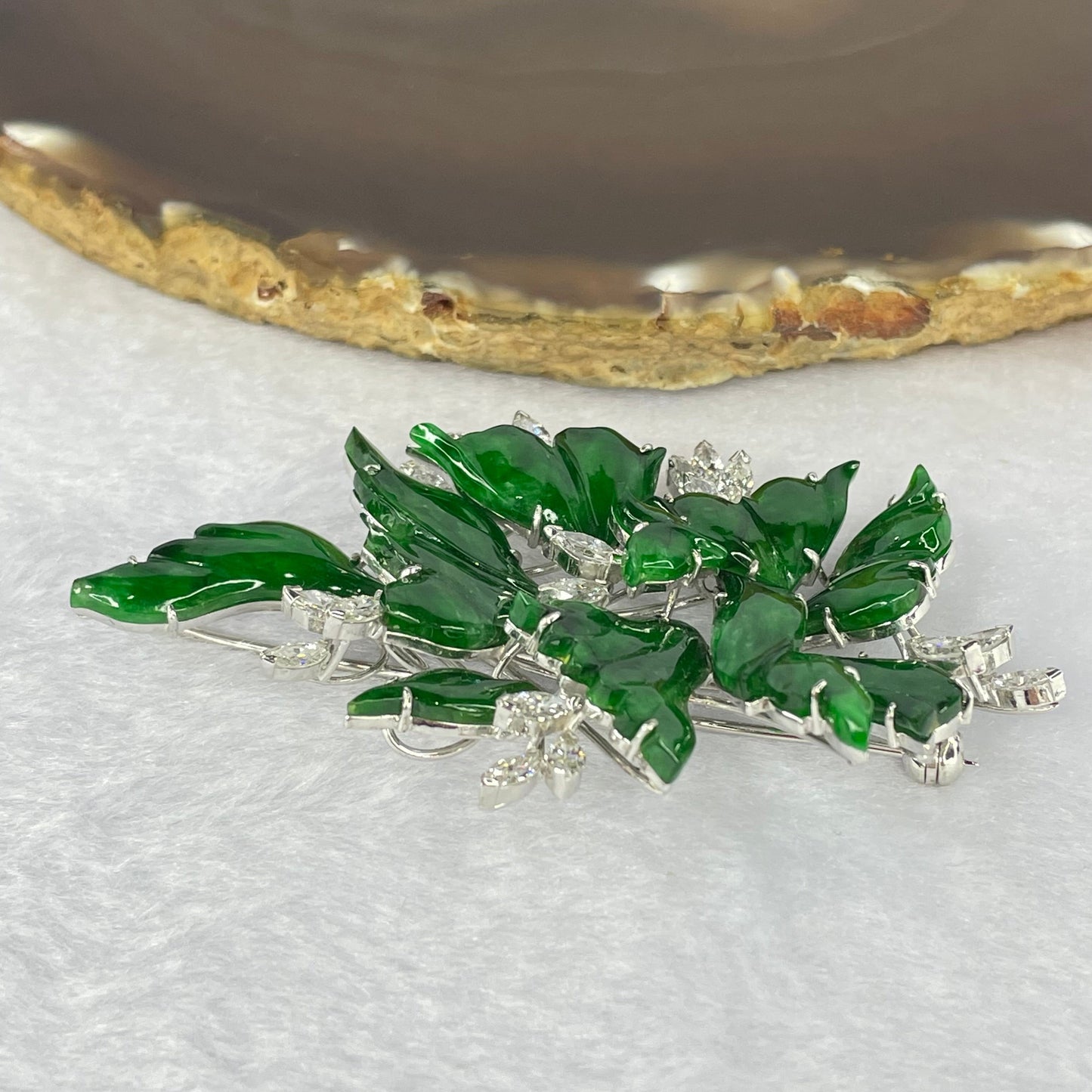 Very Very High Quality Translucent Natural Green Jadeite (TYPE A) Brooch Approx. 11.27 by 7.75 to 21.87 by 15.25mm Total Weight 22.79g including Natural Diamonds and 14K White Gold Setting with NGI Cert No.82835783