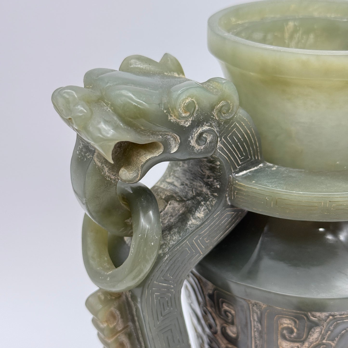 Rare Antique Natural Green Nephrite Vase with Double Dragon Display 2,035.4g 162.0 by 90.0 by 315.0m