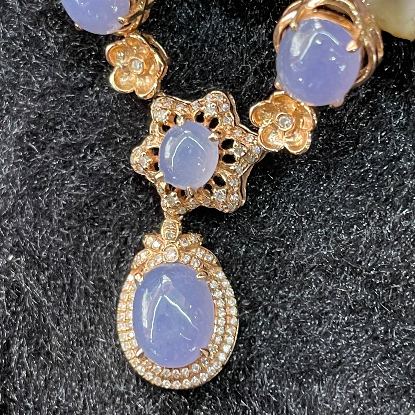 Type A Lavender Jade Jadeite Necklace 18k gold & diamonds - 8.35g