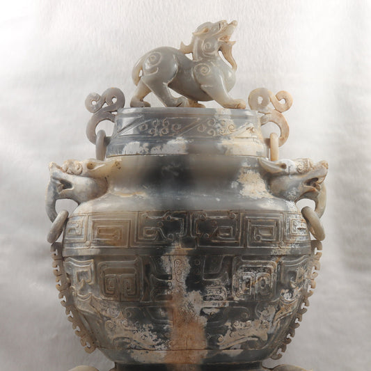 Rare Antique Natural Grey with Pink and White Patches Nephrite Vase with Pixiu Display 3.832,6g 220.0 by 90.0 by 370.0mm