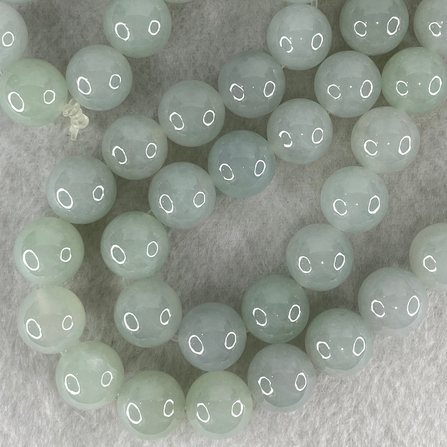 Type A Light Green Lavender Jadeite Beads Necklace 160.48g 56cm 12.6mm 48 Beads
