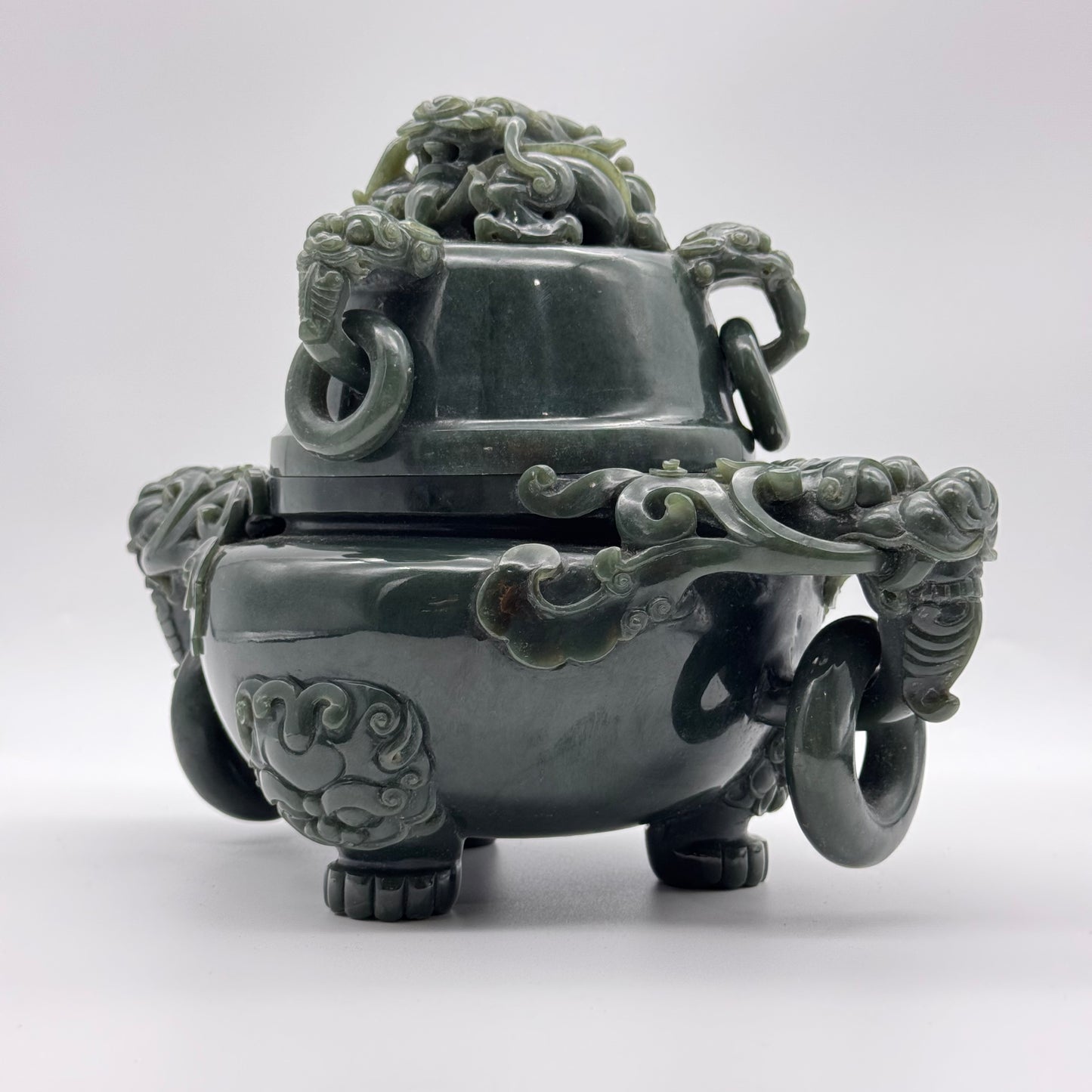 Rare Antique Natural Dark Green Nephrite Dragon Incense Burner 2.952,1g 245.0 by 160.0 by 185.5mm