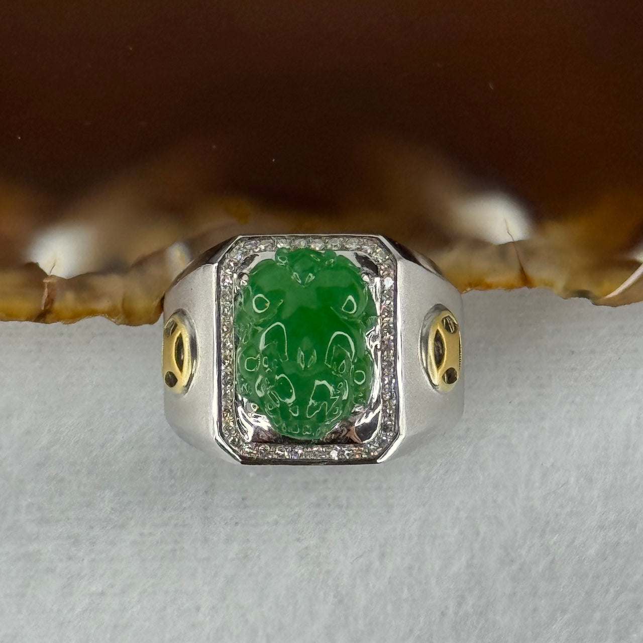 Rare Type A High Quality Semi Icy Full Bright Green Pixiu Jade Jadeite 18k white gold and Natural Diamonds 7.47g 16.3 by 10.2mm US9 HK20 Inner Dia 19.1mm with NGI cert