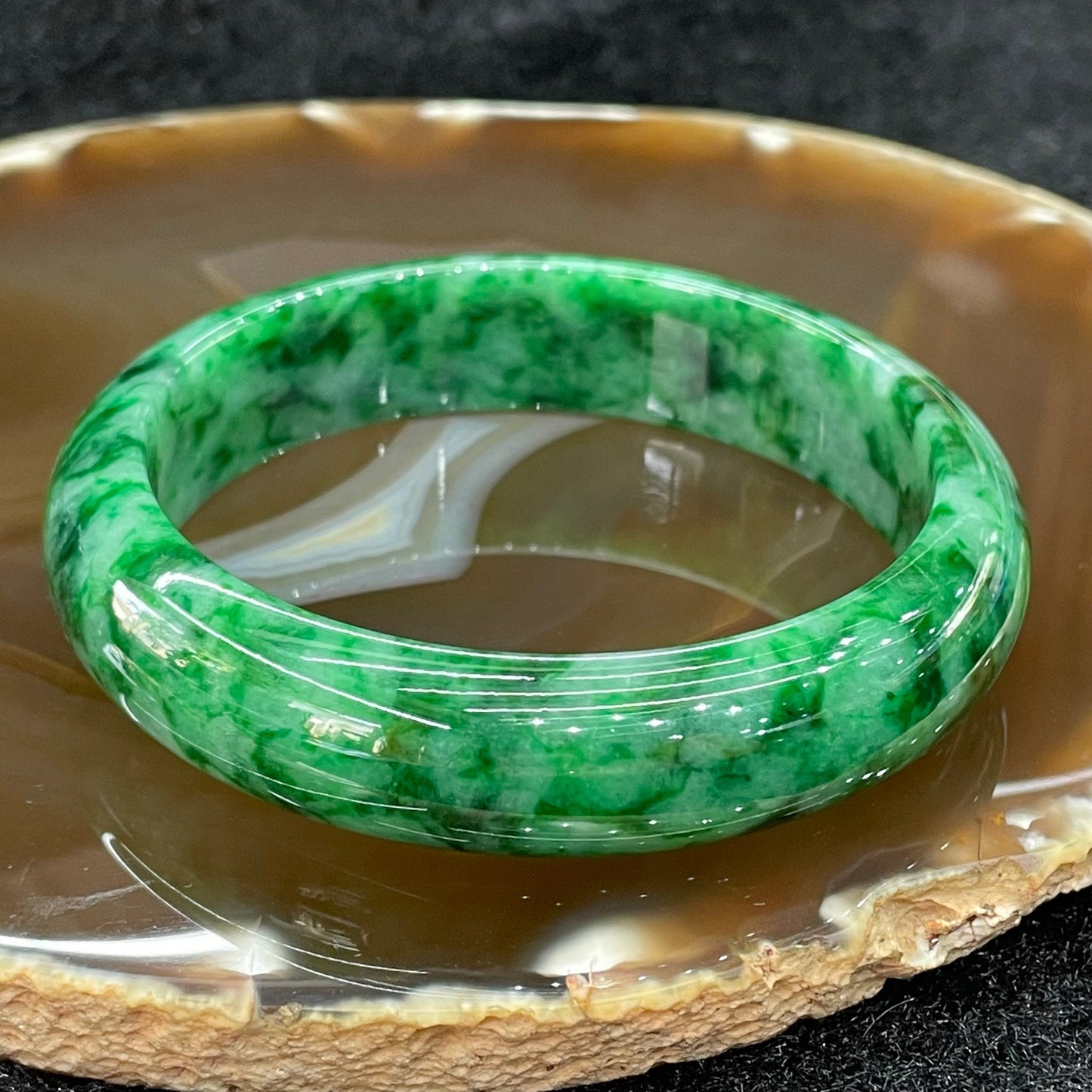 Type A Burmese Jade Jadeite Intense Green Bangle - 62g inner Diameter 58.5mm thickness 14.4mm (Close to Perfect)