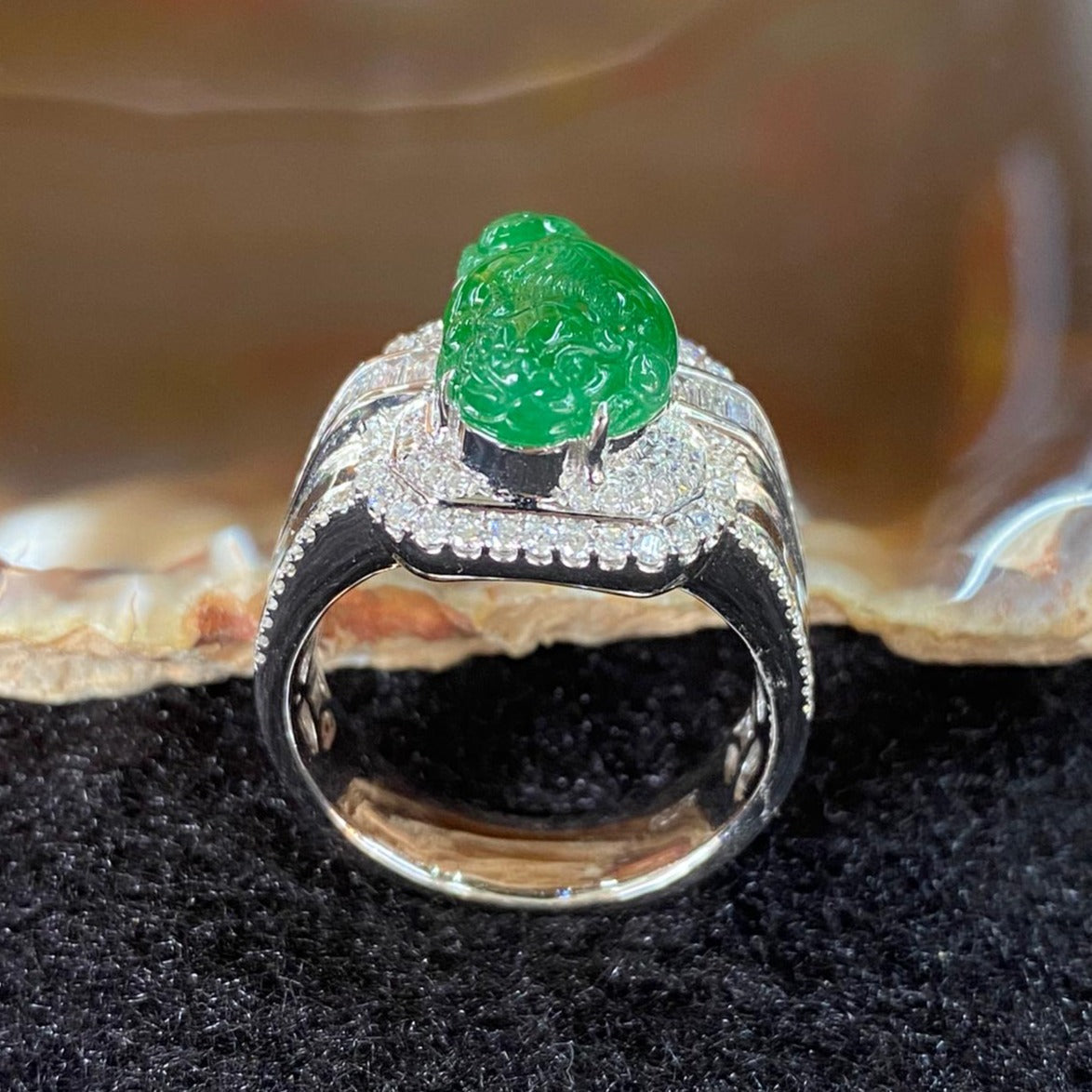 Rare Type A Burmese High End Jade Jadeite Chan Chu aka 3 Legged Frog Ring 18K White Gold & Diamonds - 14.99g US9.45 HK22 with NGI Cert