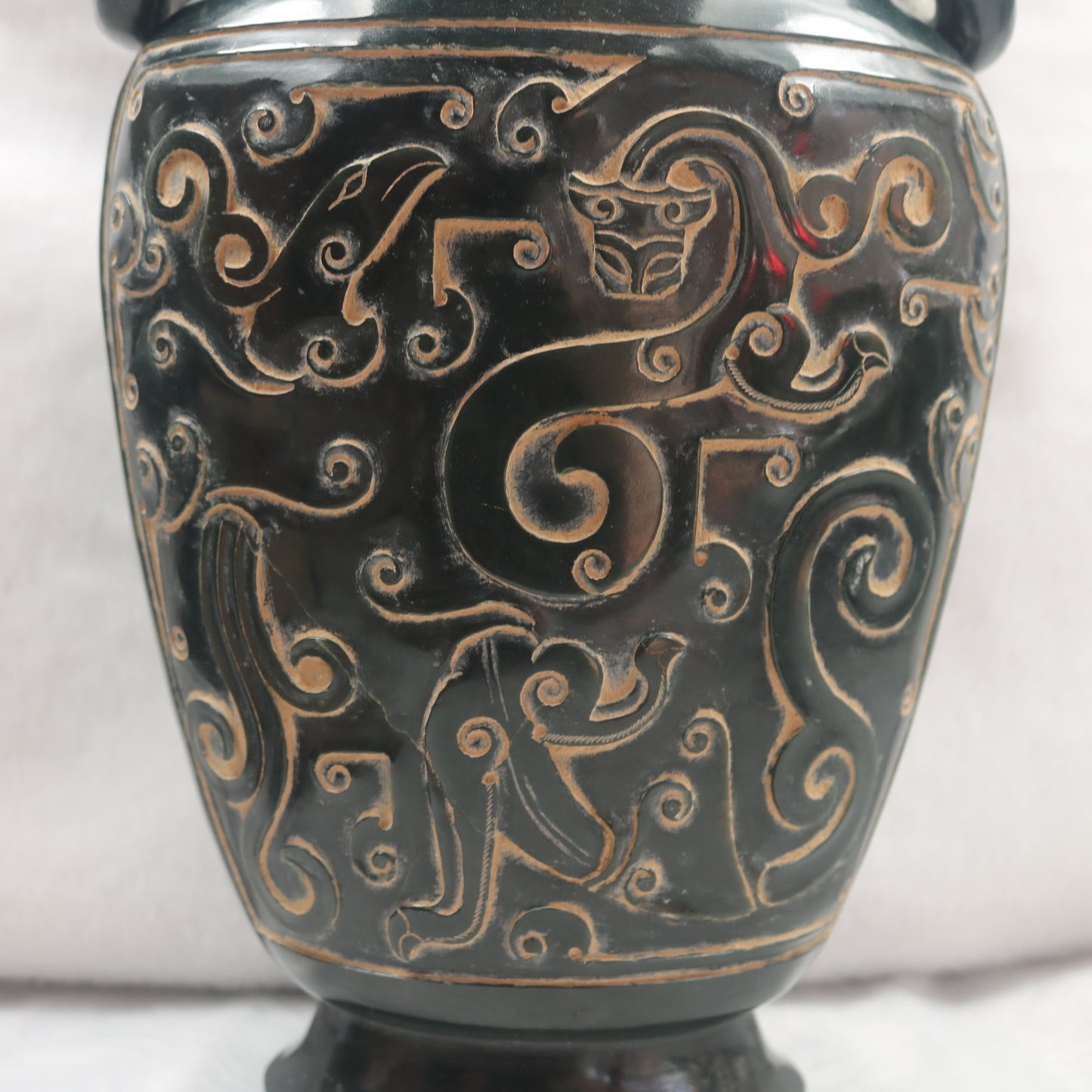 Rare Antique Natural Dark Green Nephrite Dragon Phoenix Bird Vase 2,047.6g 145.0 by 90.0 by 360.0mm