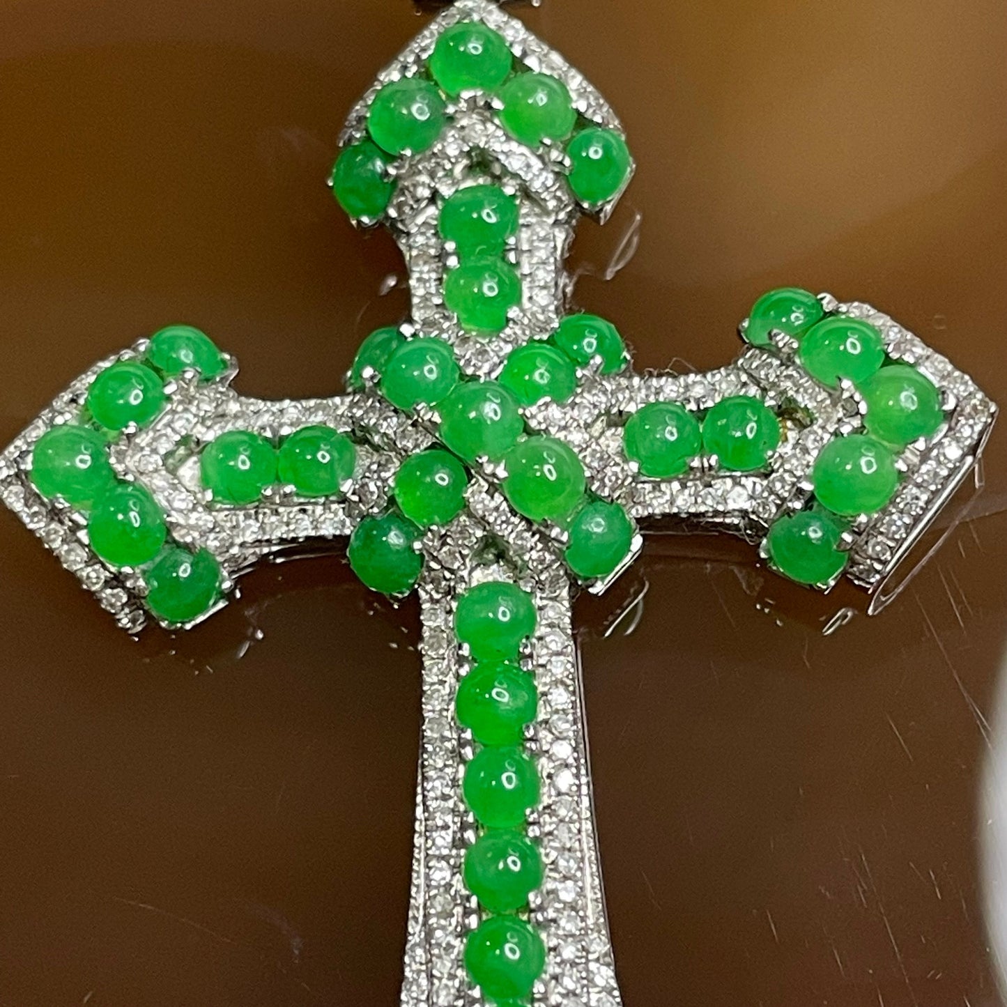 Rare High Quality Type A Green Jade Jadeite Customised Cross 18k White Gold & Natural Diamonds 6.07g 53.1 by 31.5 by 6.4mm