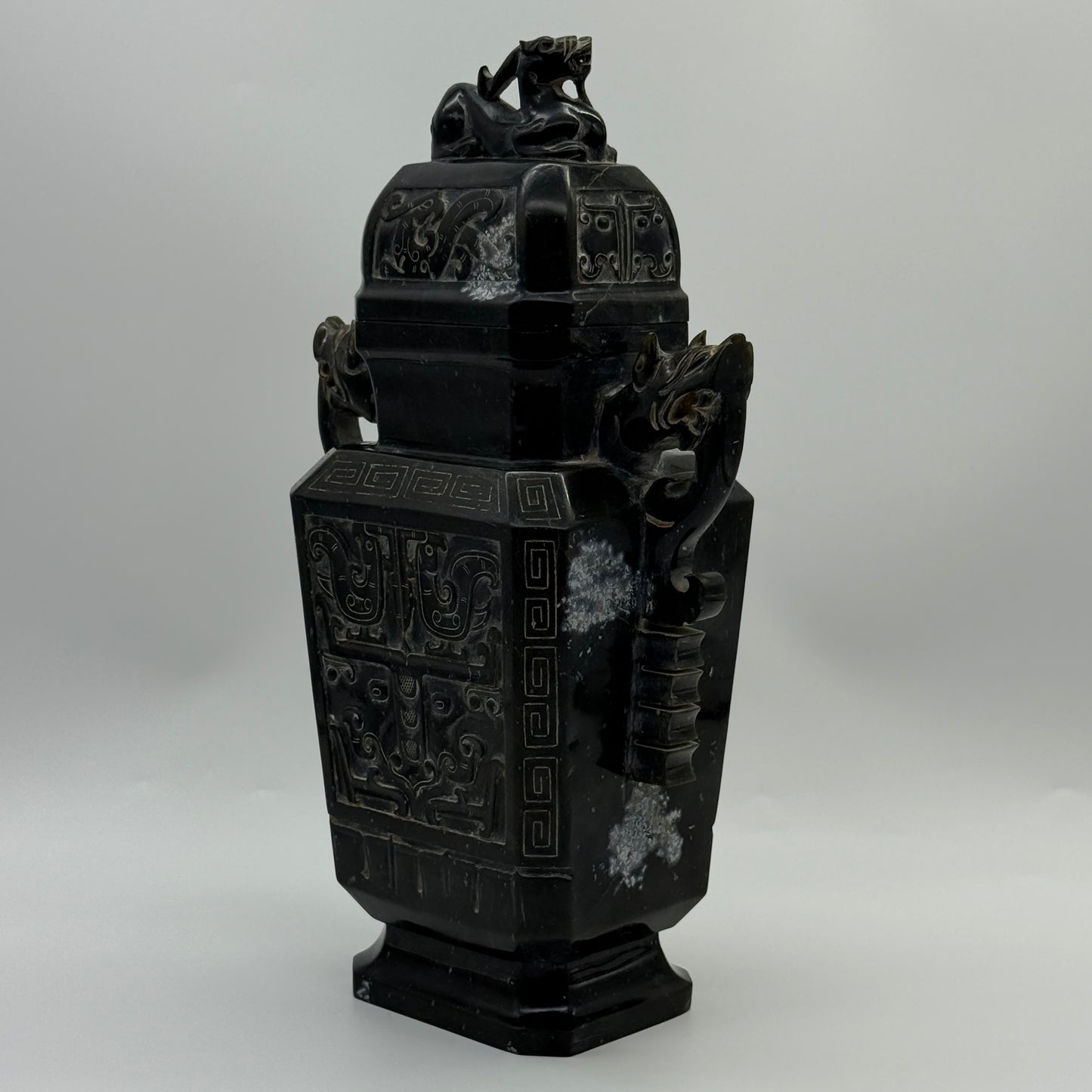 Rare Antique Natural Dark Green Nephrite Pixiu Vase 1,882.7g 170.0 by 100.0 by 280.0mm