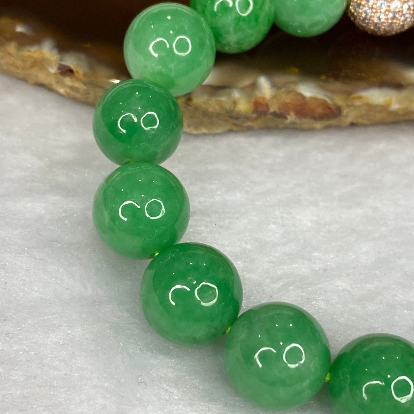 Rare High End Type A Full Spicy Green Myanmar Burmese Jadeite Beads Bracelet 罕见高端 A货辣绿色缅甸翡翠珠手链 49.02g 12.2mm 16 Beads