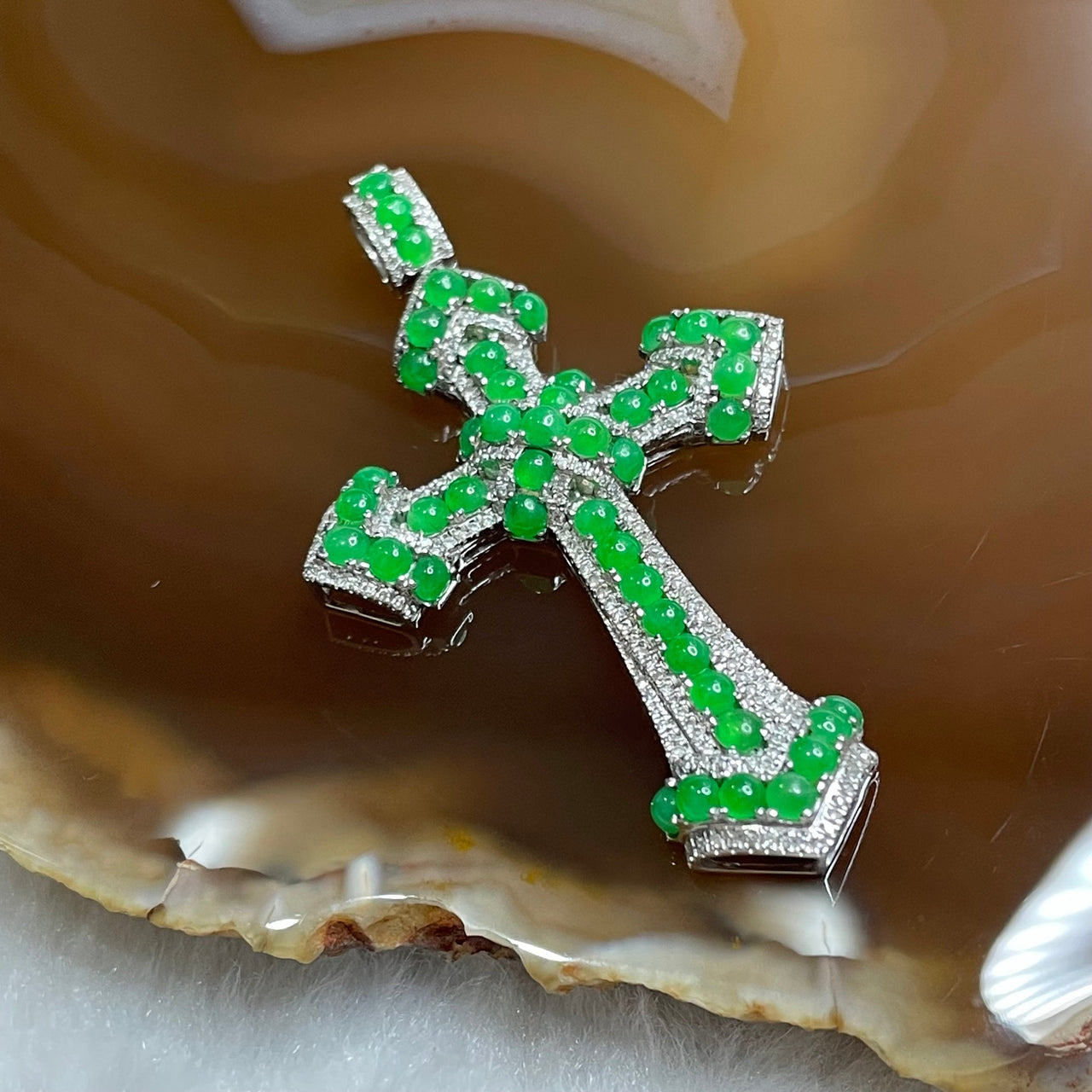Rare High Quality Type A Green Jade Jadeite Customised Cross 18k White Gold & Natural Diamonds 6.07g 53.1 by 31.5 by 6.4mm