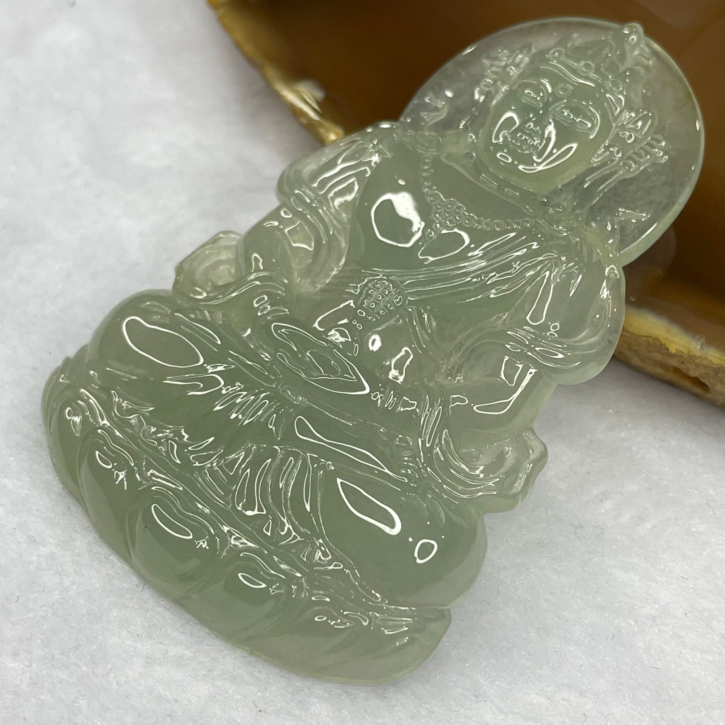 HIGH QUALITY Type A High Icy Green Tibetan Bodhisattva Jade Jadeite Pendant 27.05g 63.5 by 39.7 by 6.3m