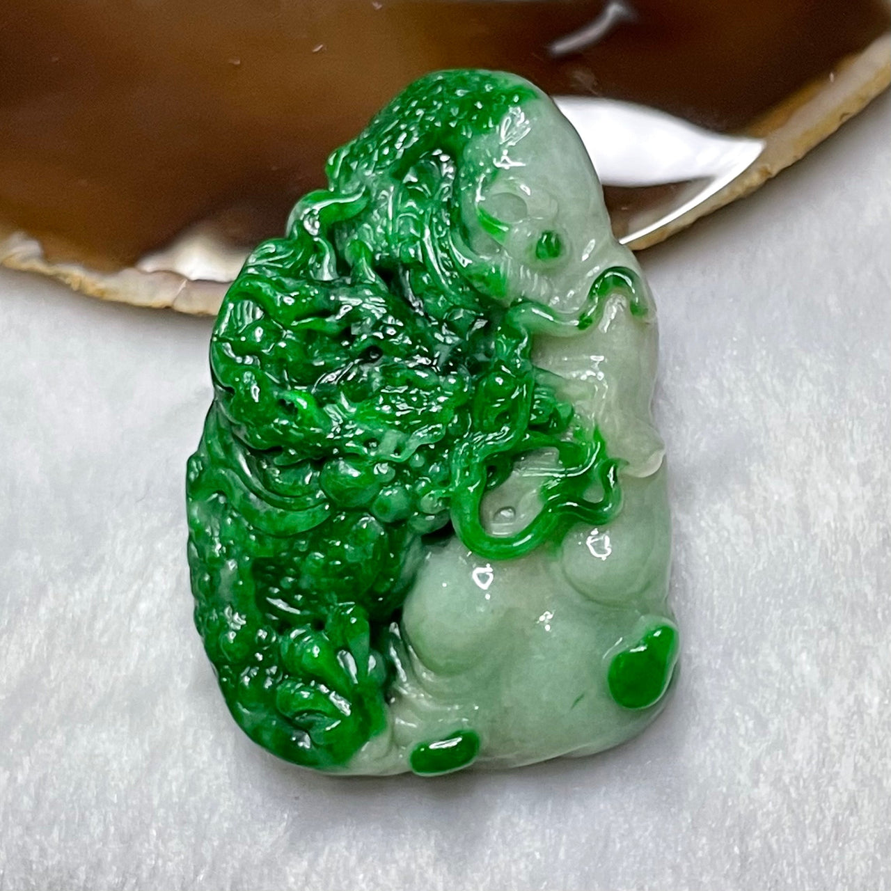 Certified Rare Type A Yang Green Jade Jadeite Dragon 86.34g 65.9 by 44.7 by 18.4mm
