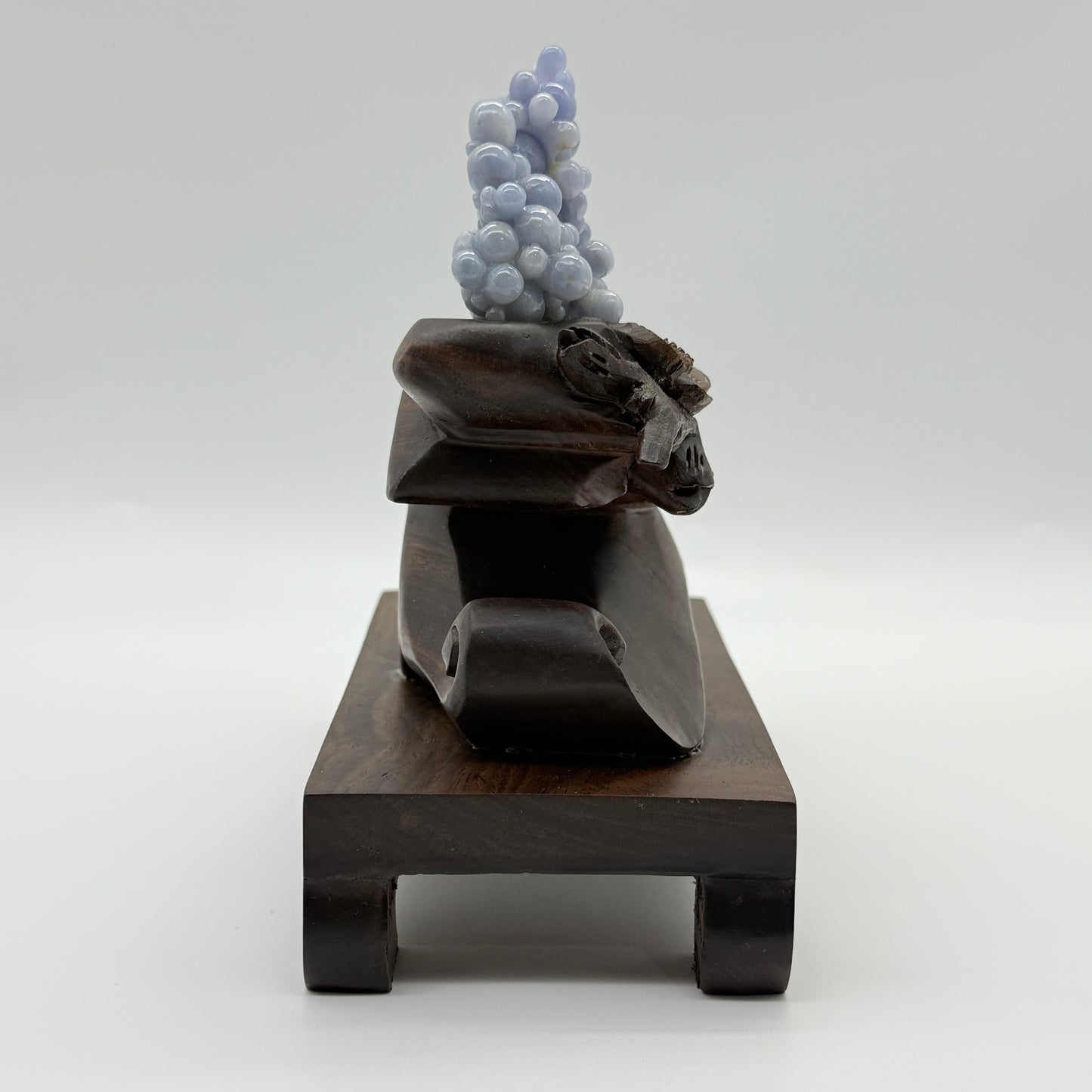 Rare Type A Deep Blueish Lavender Grapes & Duck 152.3G 44.2 by 23.6 by 10.8mm with wooden stand total 730.2g 168.4 by 78.8 by 153.0mm