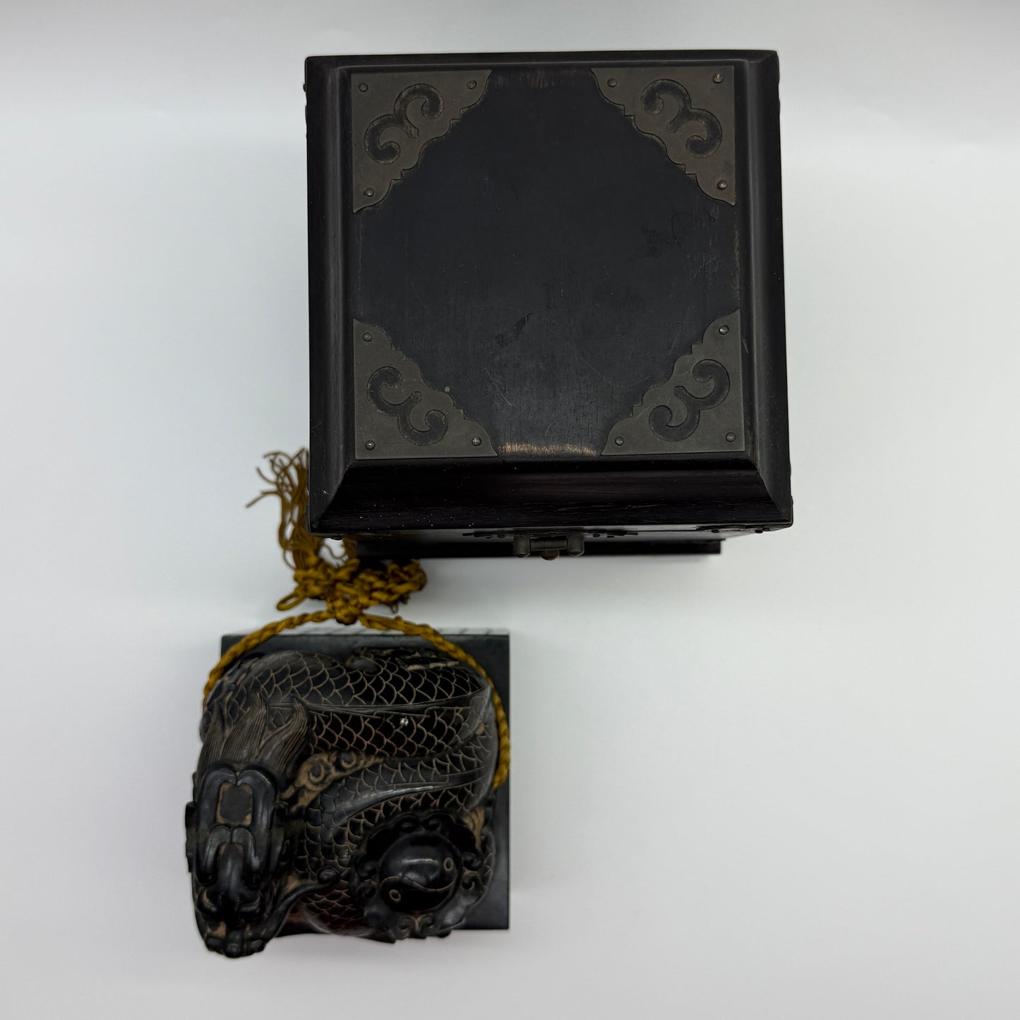 Rare Antique Natural Dark Green Nephrite Dragon with Ying Yang Flower Seal 2,868.7g 108.7 by 107.5 by 104.0mm with Wooden Box Total 3,975.9g 146.7 by 147.1 by 190.0mm