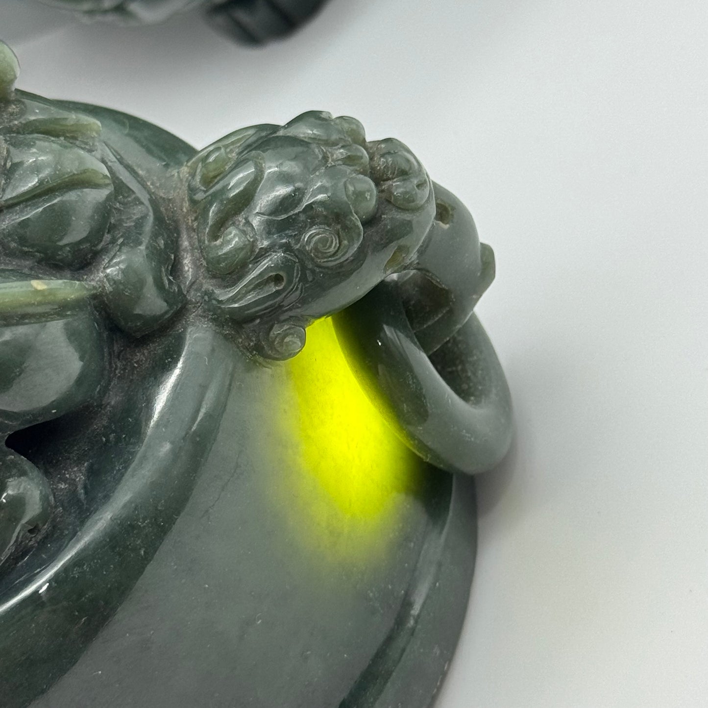 Rare Antique Natural Dark Green Nephrite Dragon Incense Burner 2.952,1g 245.0 by 160.0 by 185.5mm